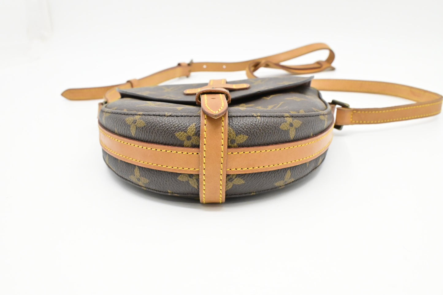Louis Vuitton Chantilly PM in Monogram Canvas