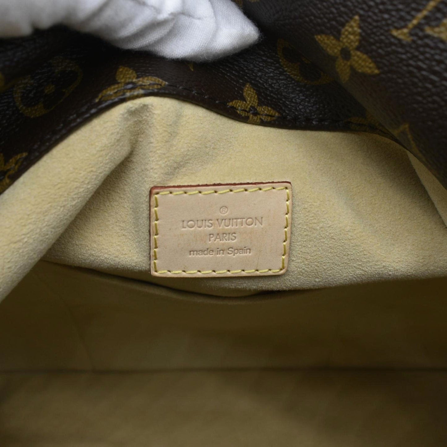 LOUIS VUITTON Artsy MM Monogram Canvas Hobo Bag Brown