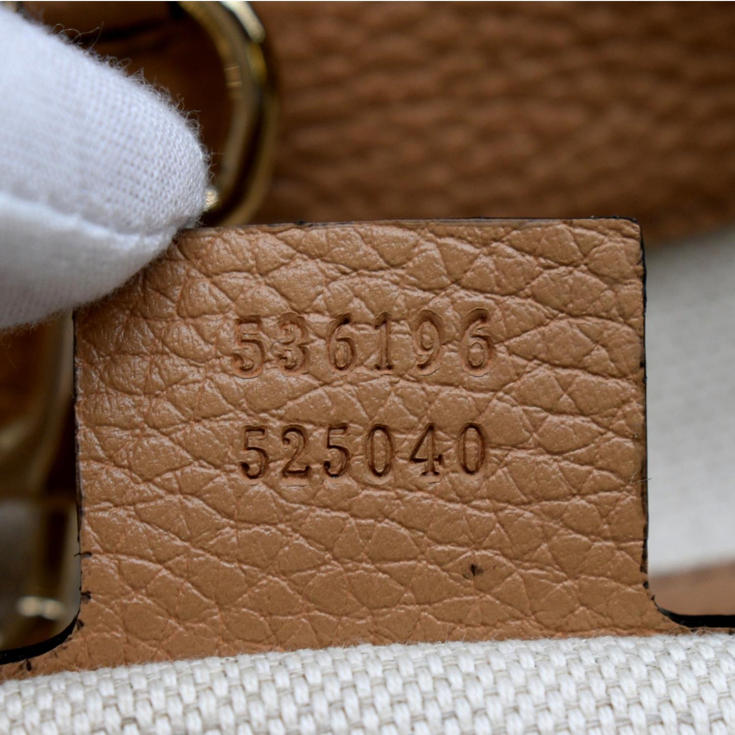 GUCCI Medium Soho Chain Pebbled Leather Tote Bag Beige 536196
