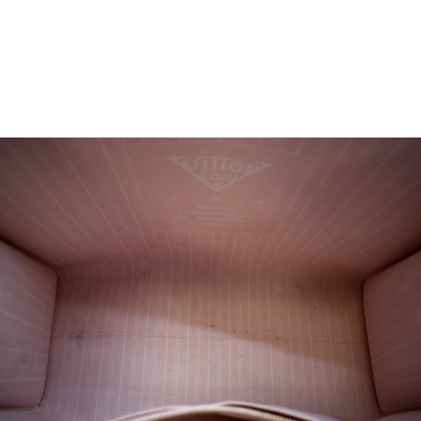 LOUIS VUITTON Pool Onthego GM Monogram Shoulder Bag Pink - New Year Deals