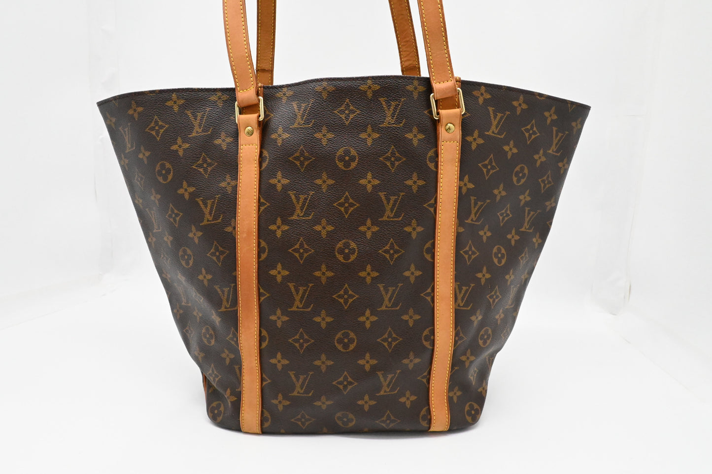 Louis Vuitton Sac Shopping 48 in Monogram Canvas
