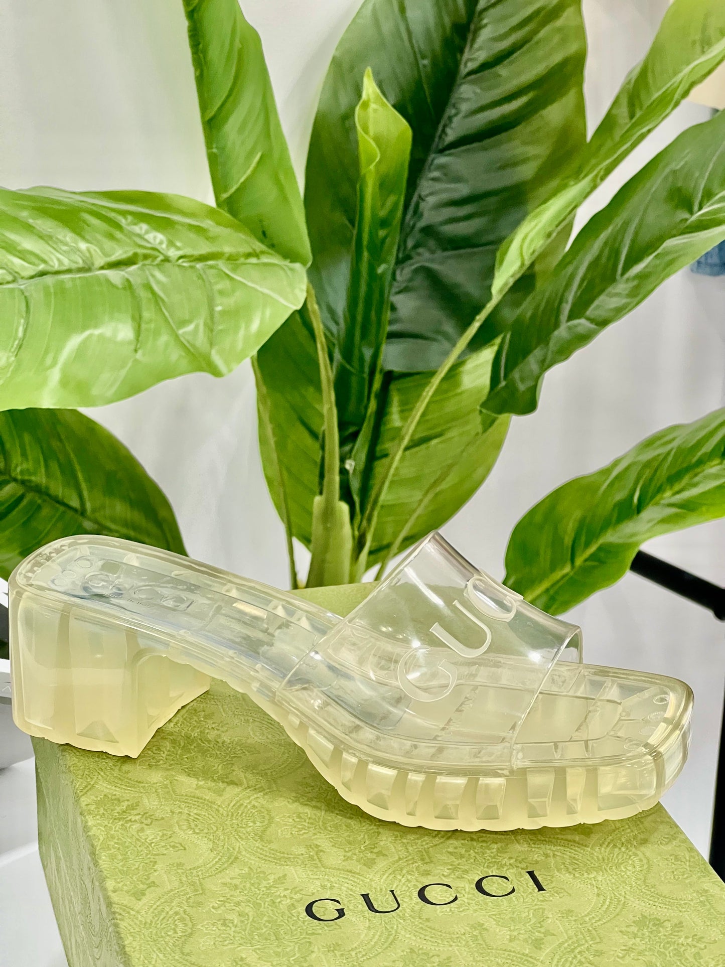 GUCCI TRANSPARENT RUBBER SLIDE HEELED SANDALS