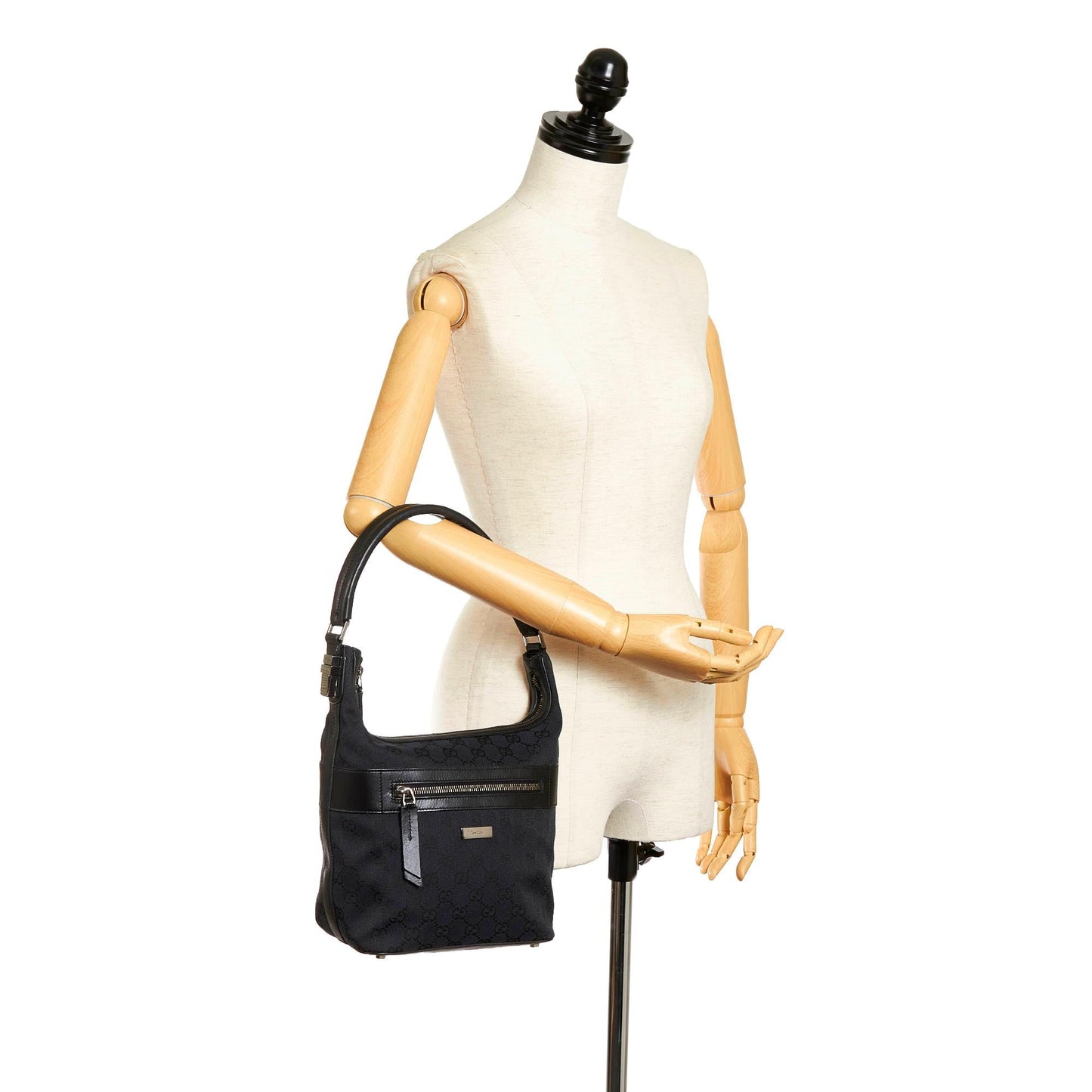 Gucci GG Canvas Shoulder Bag (SHG-S0GYgn)