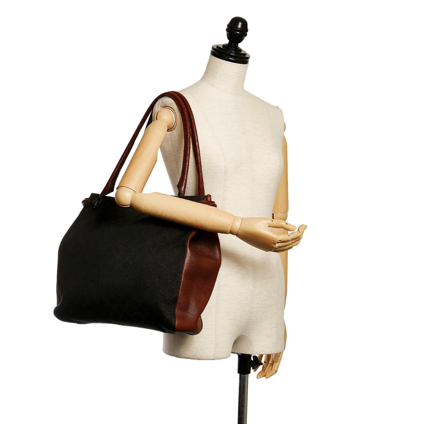 Gucci GG Canvas Tote Bag (SHG-31327)