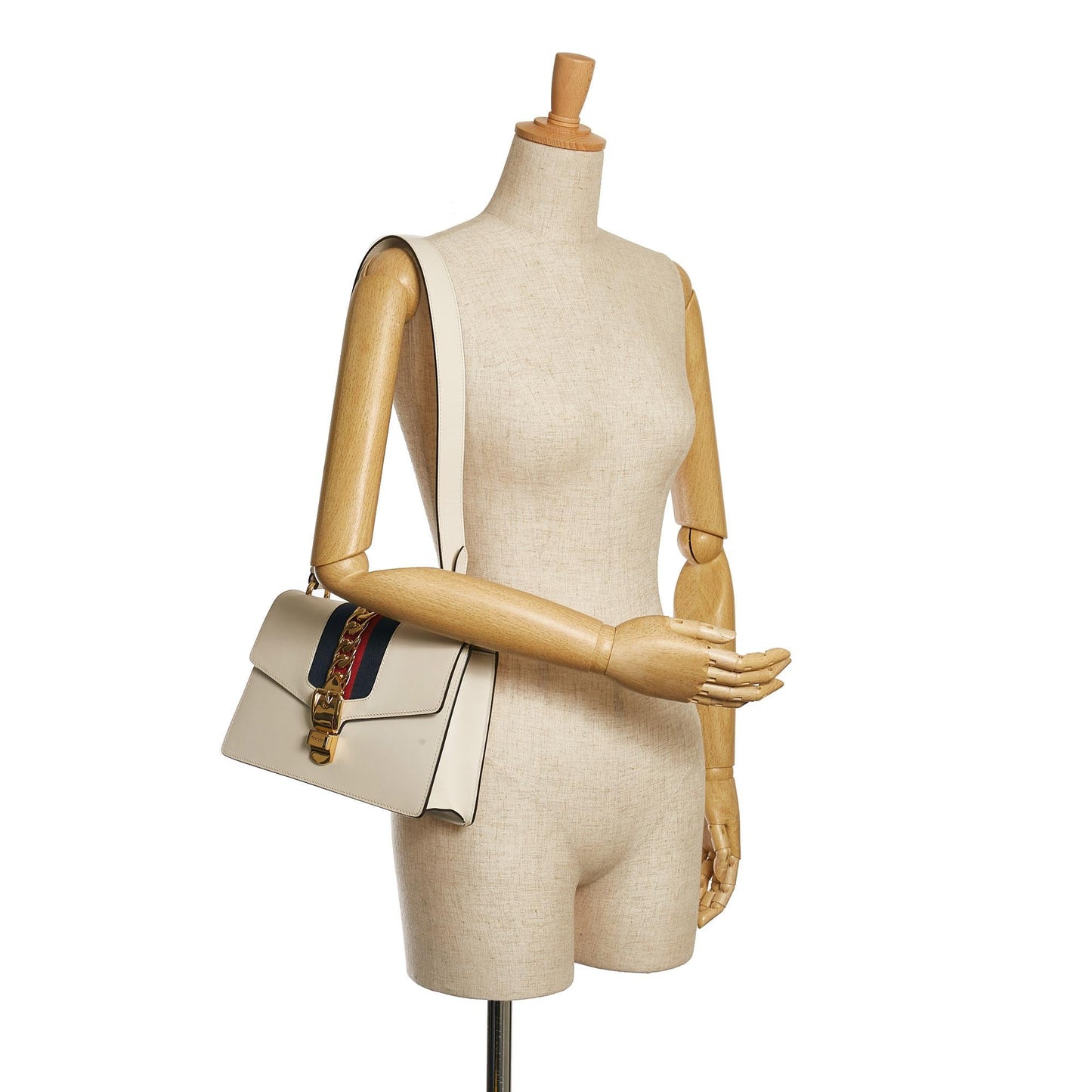 Gucci Sylvie Shoulder Bag (SHG-34564)