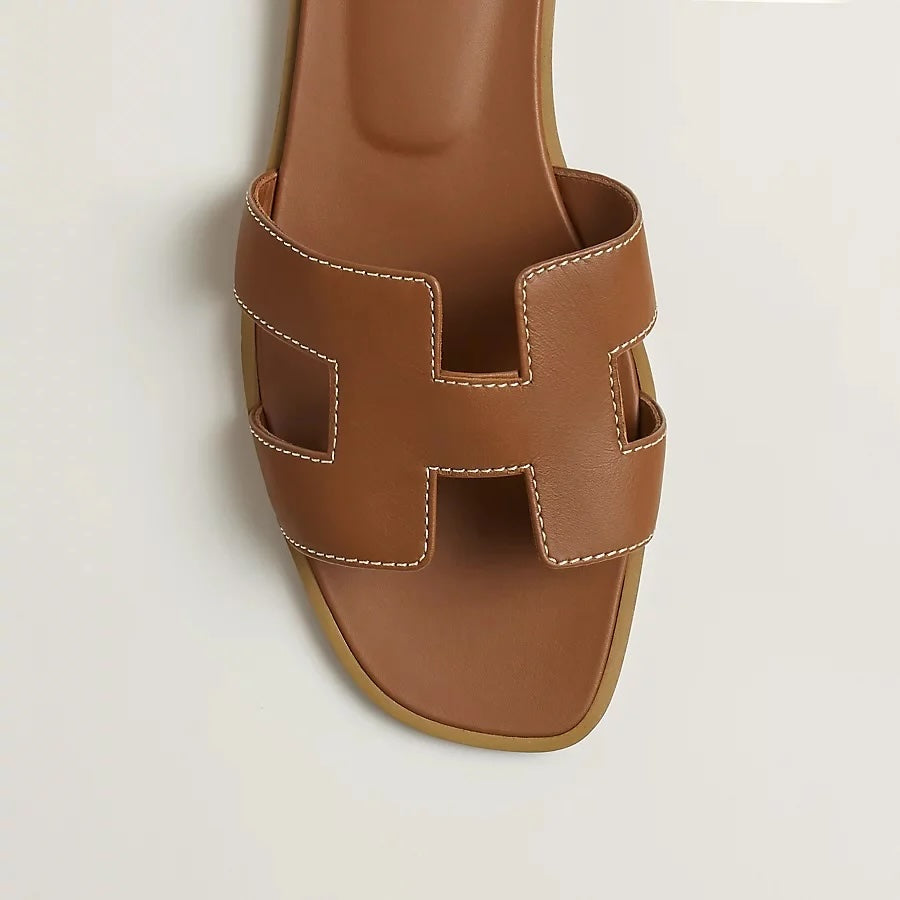 HERMÈS LEATHER ORAN SANDALS MULES