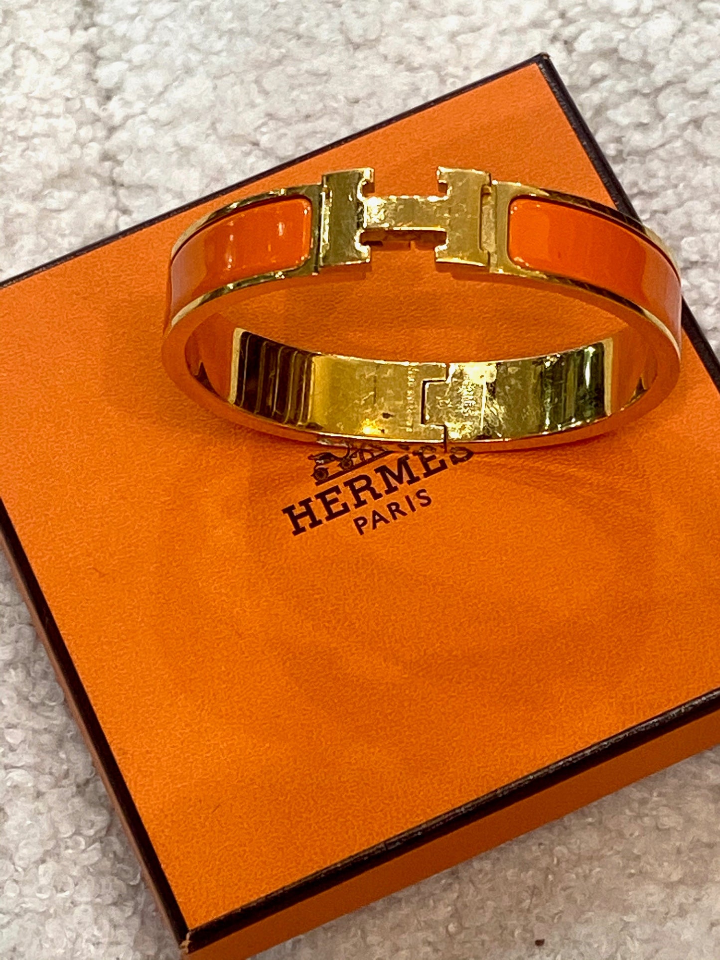 HERMÈS CLIC CLAC H ENAMEL BRACELET PM ORANGE