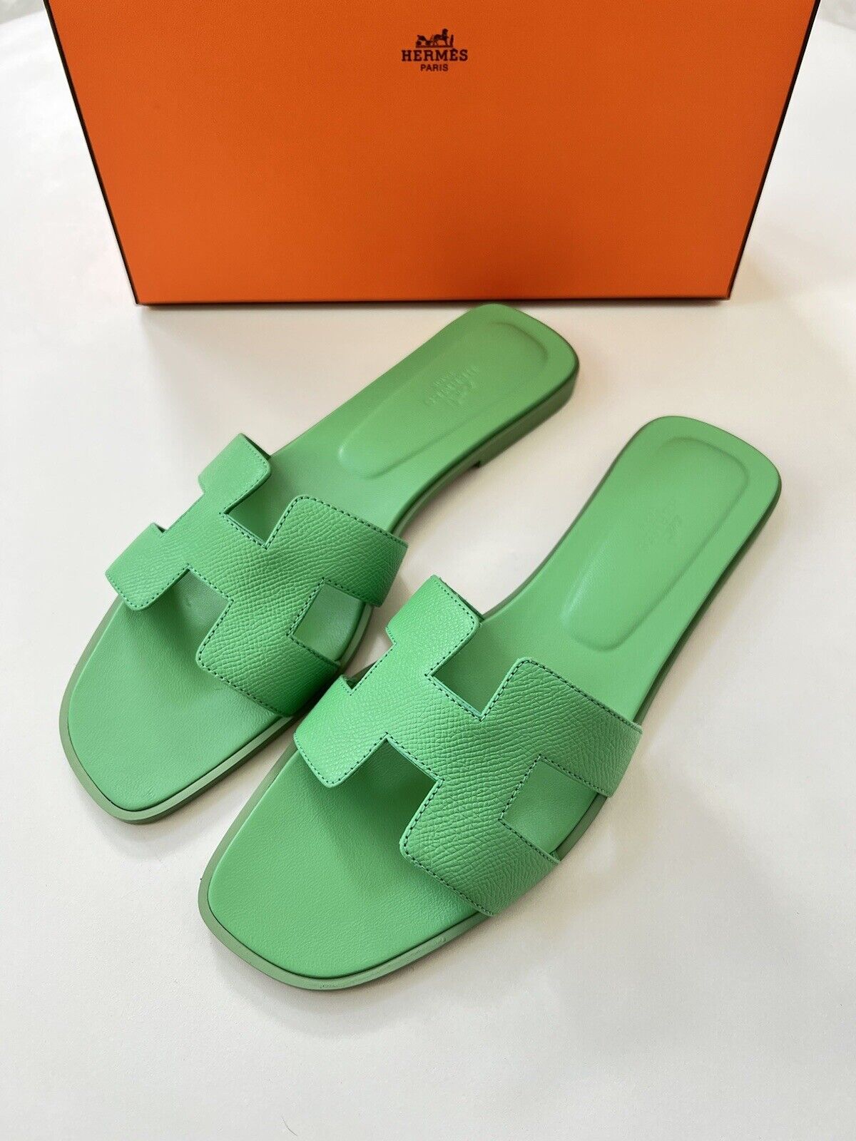 HERMÈS ORAN SANDALS EPSOM LEATHER