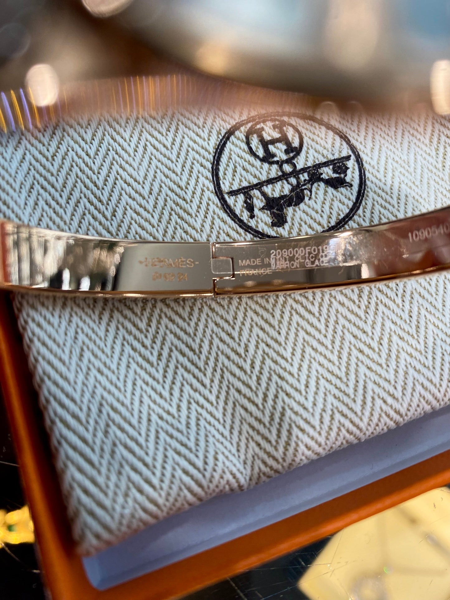 HERMÈS MINI CLIC CHAINE D-ANCRE BANGLE BRACELET châtaigne