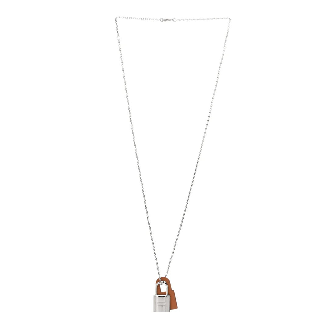 HERMÈS SWIFT O'KELLY PALLADIUM PLATED PENDANT NECKLACE