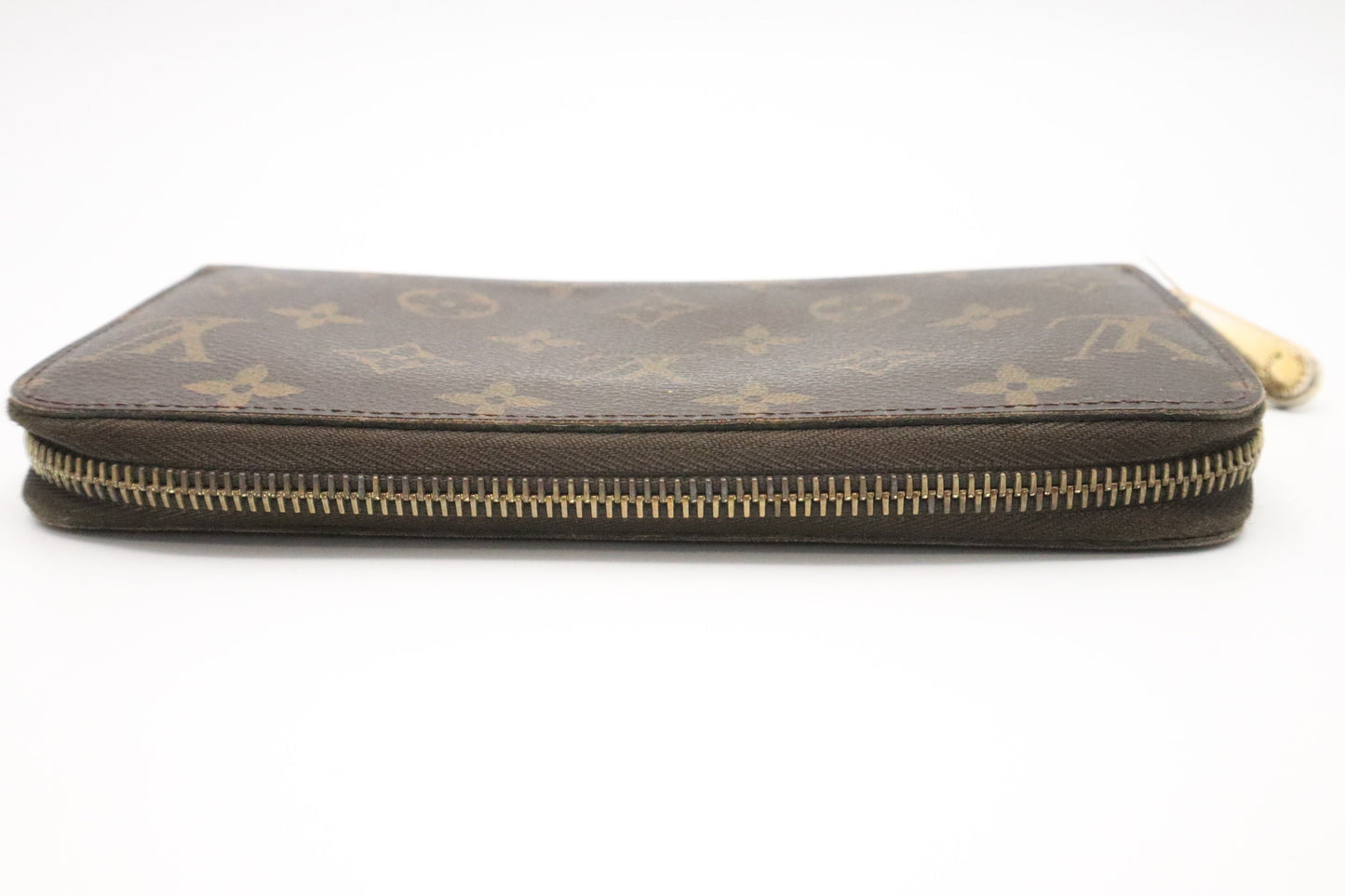 Louis Vuitton Long Zippy Wallet in Monogram Canvas