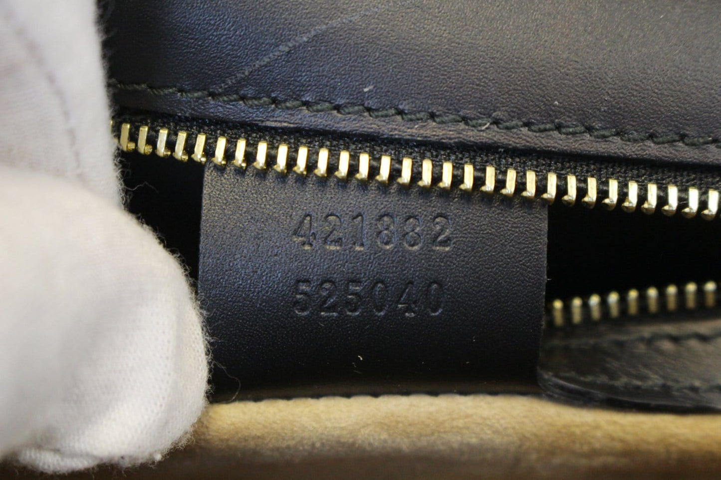 GUCCI Black Calfskin Leather Small Sylvie Shoulder Bag