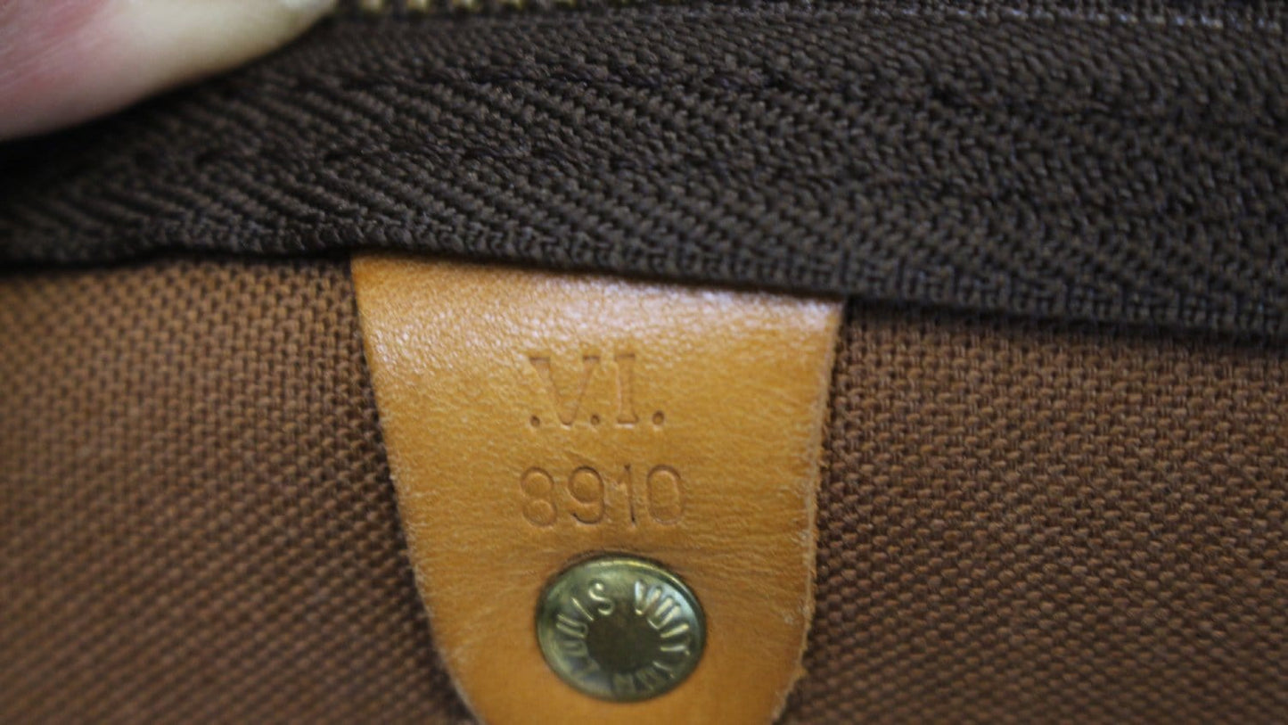 LOUIS VUITTON Monogram Canvas Brown Keepall 60 Bandouliere Travel Bag