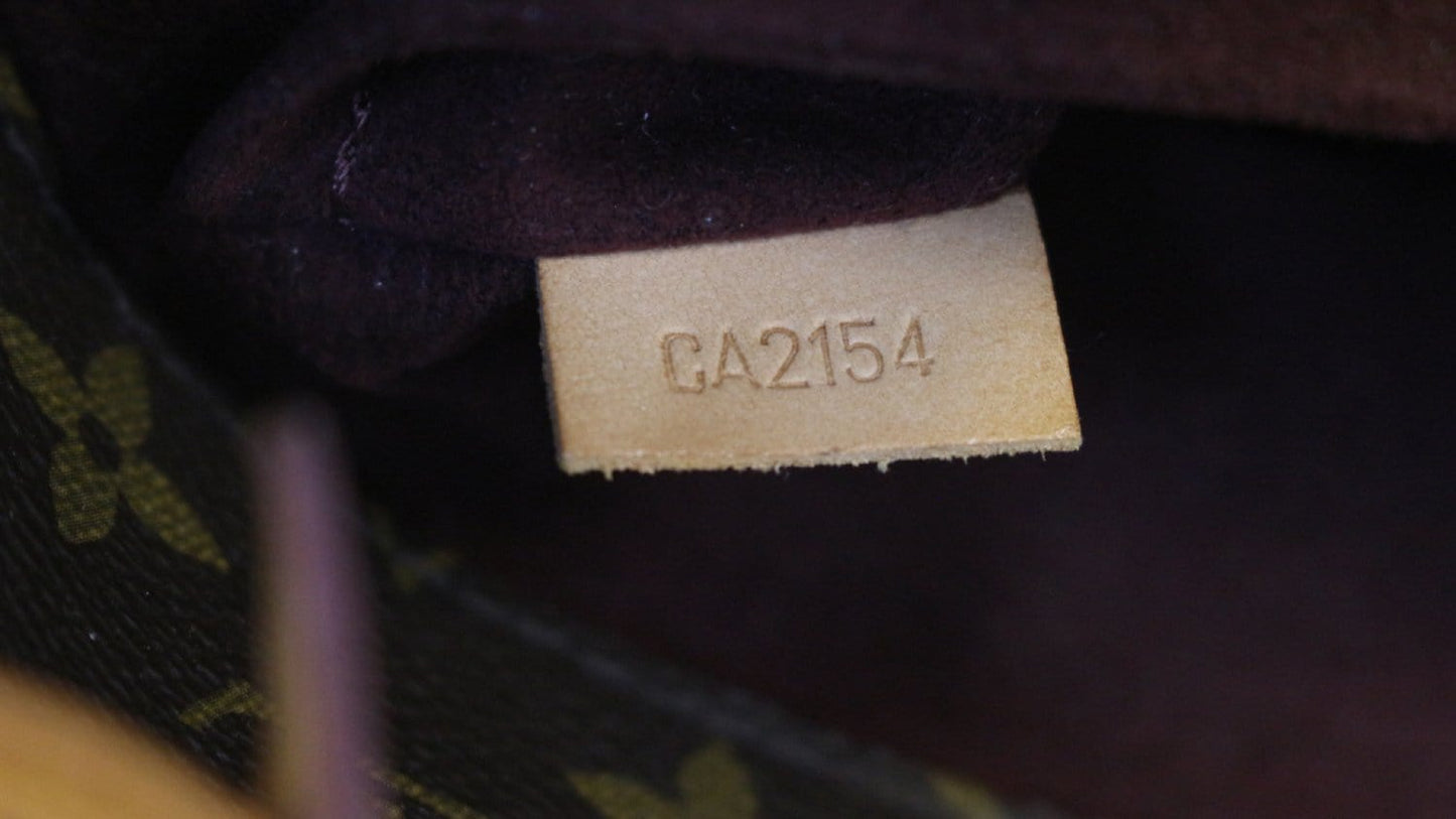 LOUIS VUITTON Monogram Canvas Montaigne MM Shoulder Bag