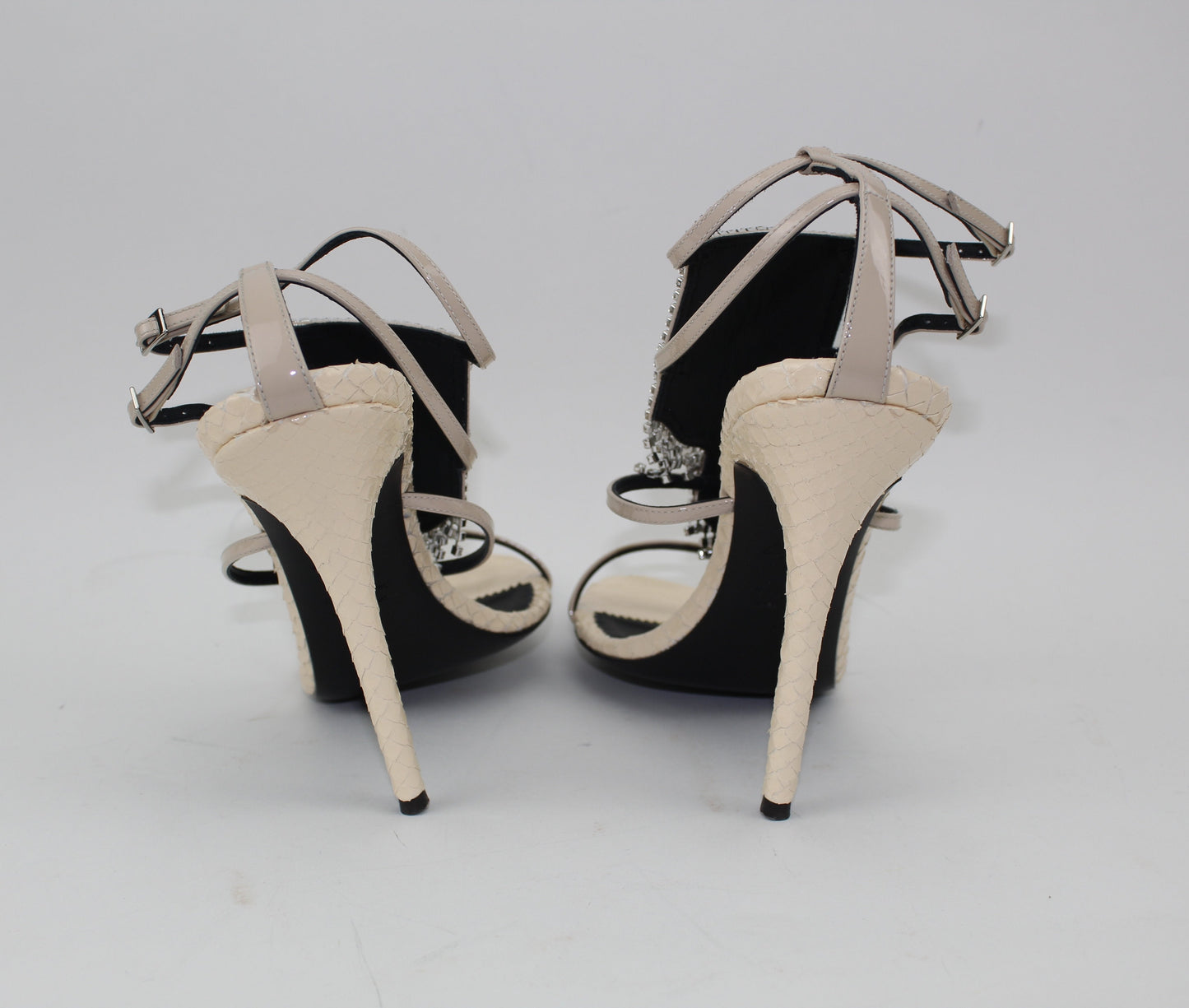 GIUSEPPE ZANOTTI ALIEN CRYSTAL PYTHON EFFECT & PATENT LEATHER SANDAL