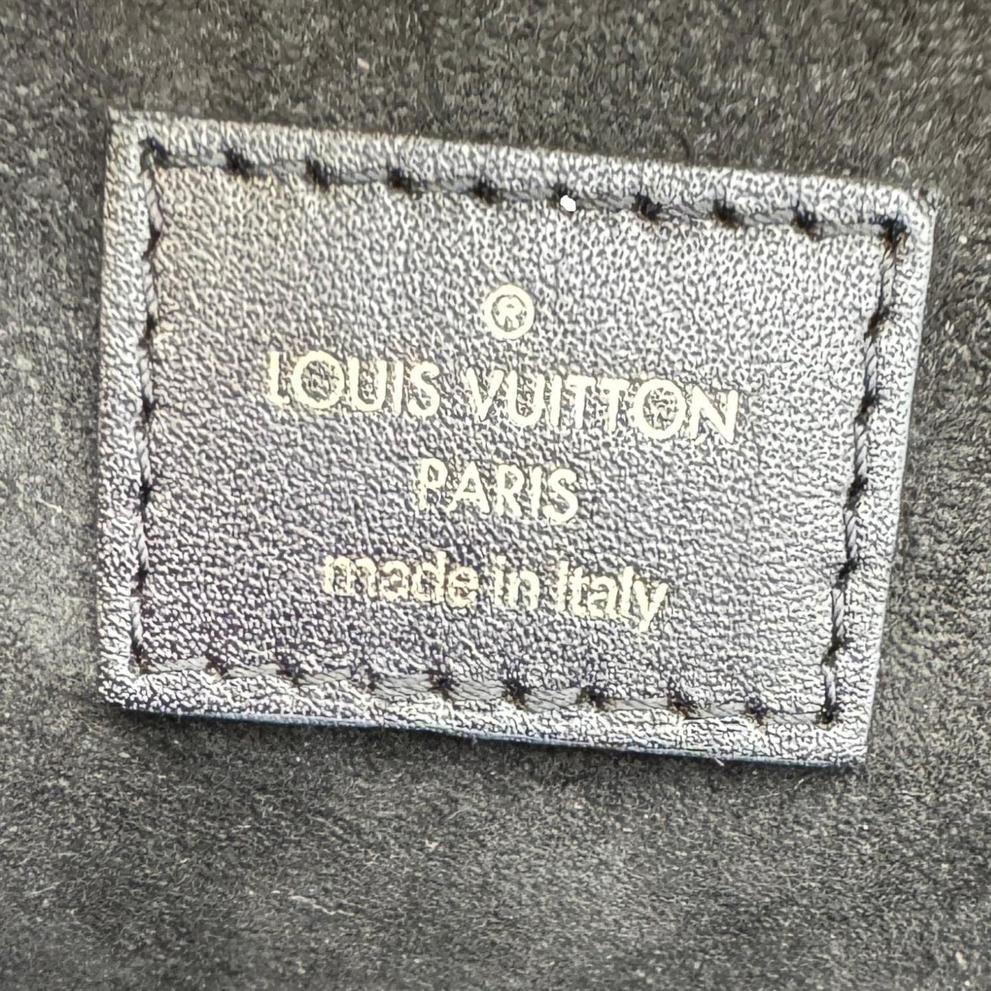 LOUIS VUITTON Metis Pochette Brogue Reverse Monogram Shoulder Bag Black
