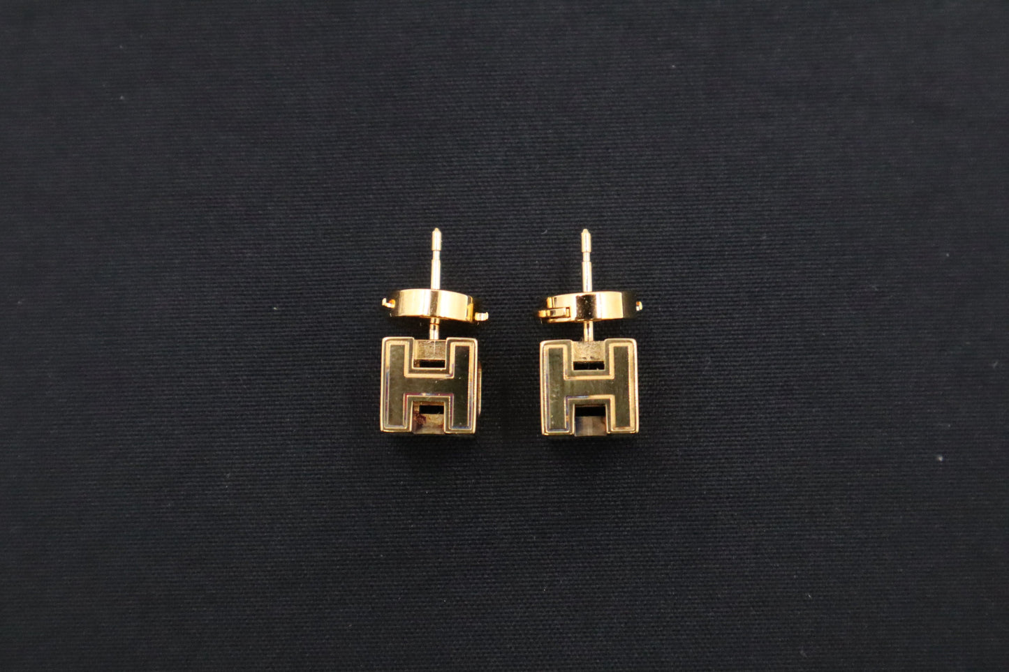 Hermes H Cube Earrings in White