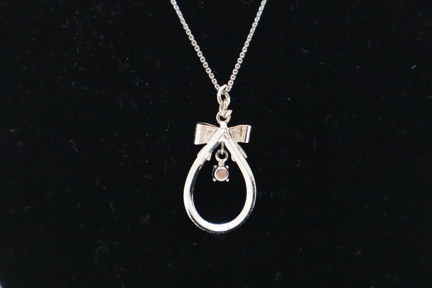 Dior Oval Bow Necklace