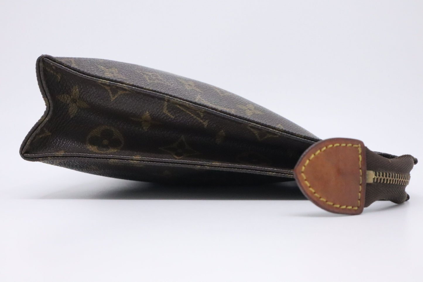 Louis Vuitton Toiletry 26 in Monogram Canvas