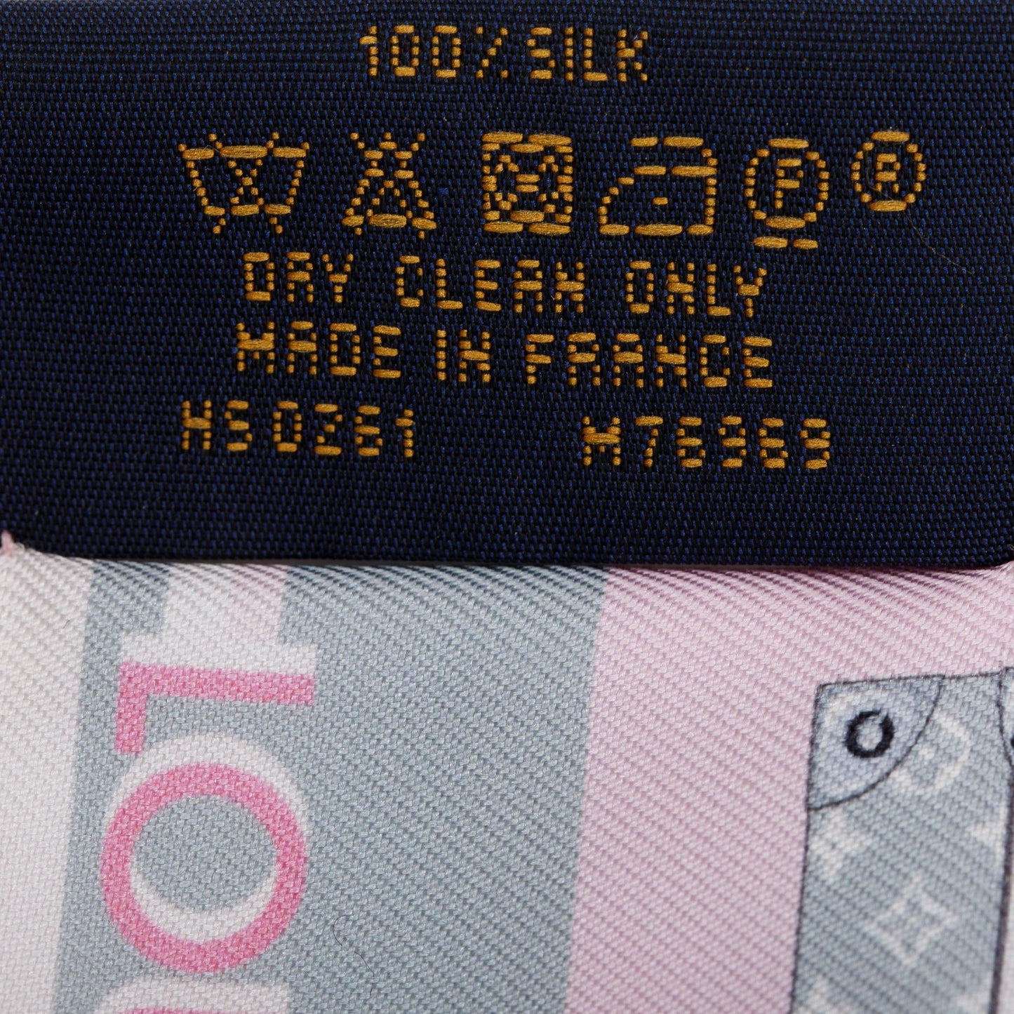 Louis Vuitton 2021 Pink & Multicolour Silk Malle Fleurs Bandeau