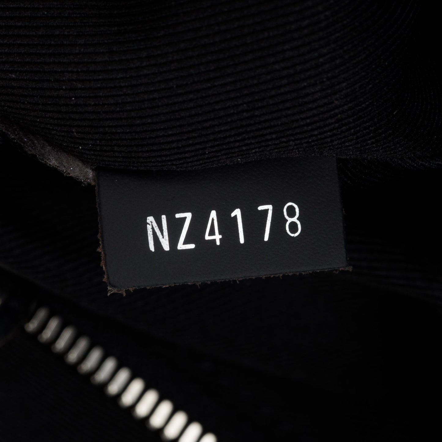 Louis Vuitton Damier Graphite Porte-Documents Voyage