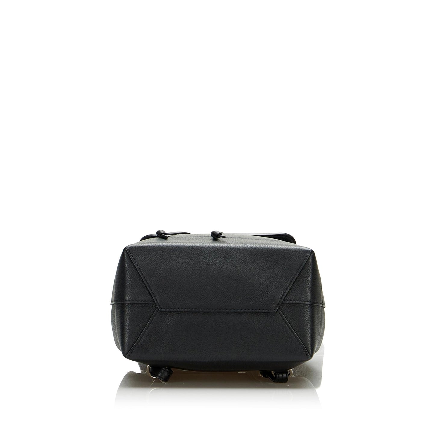 Louis Vuitton LockMe Backpack (SHG-eaze6Y)
