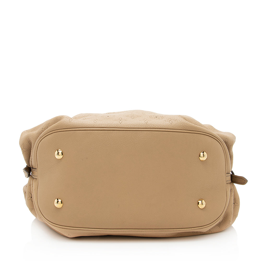 Louis Vuitton Mahina Leather L Hobo (SHF-19845)