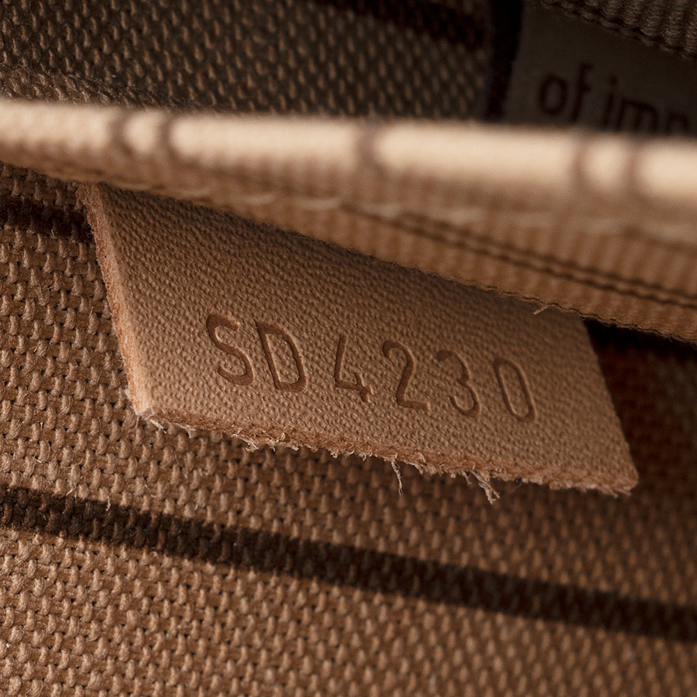 Louis Vuitton Monogram Canvas Neverfull MM Pochette (SHF-21379)