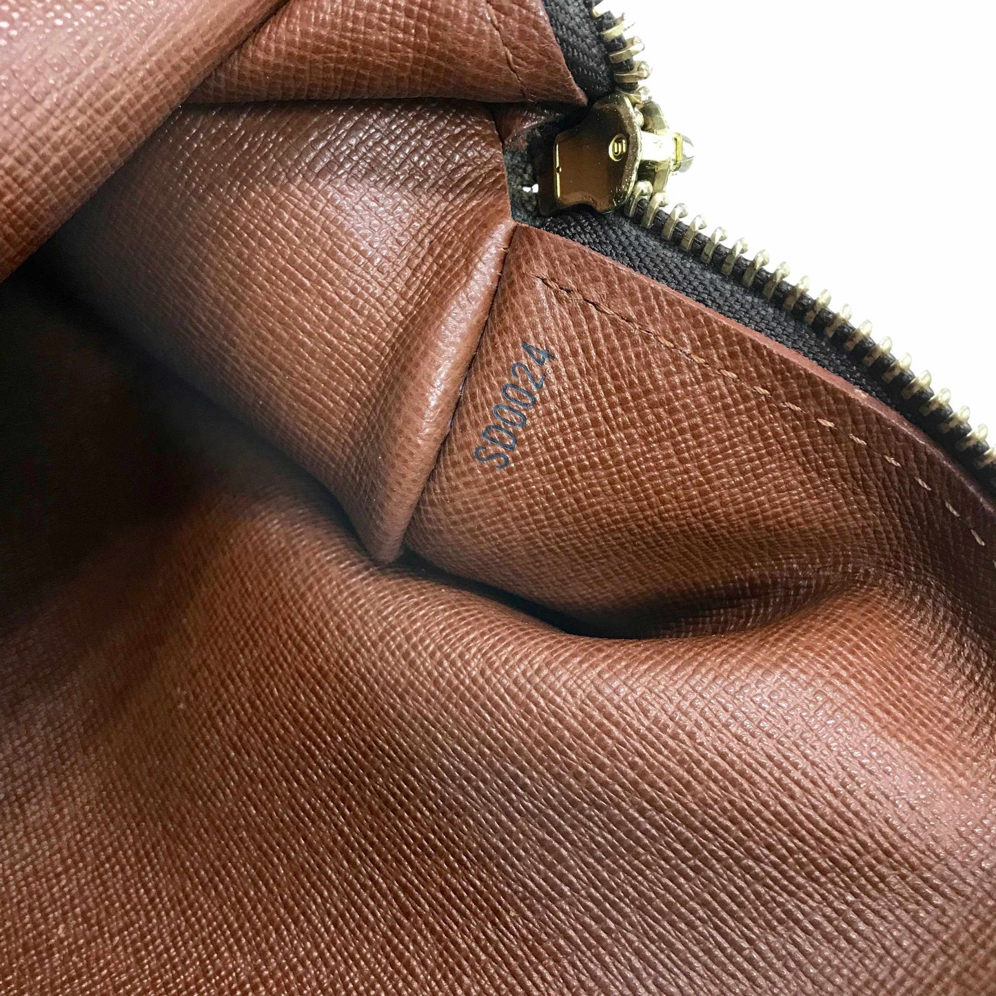 Louis Vuitton Monogram Papillon 28