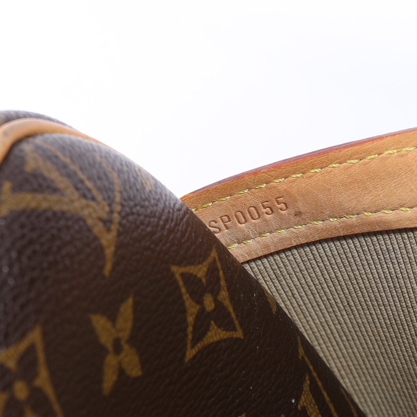 Louis Vuitton Monogram Reporter PM