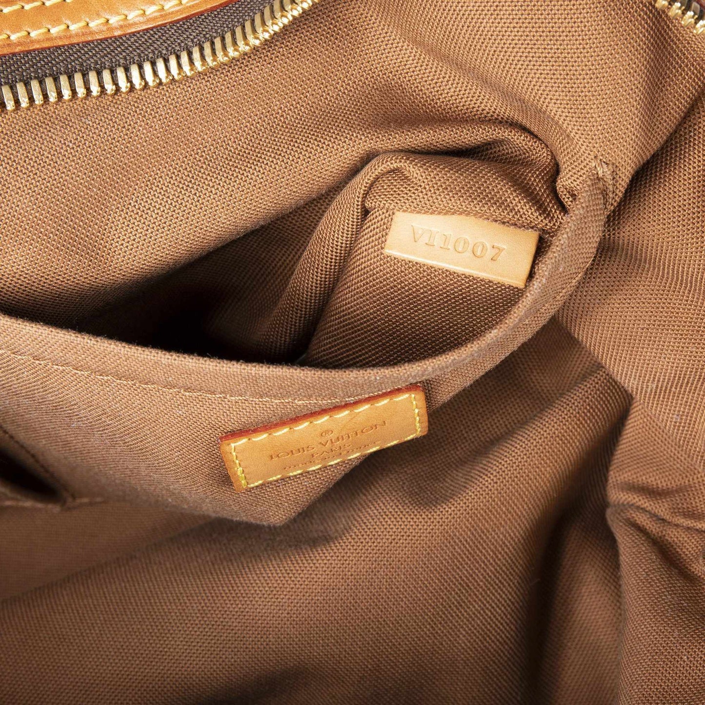 Louis Vuitton Monogram Sac Riveting