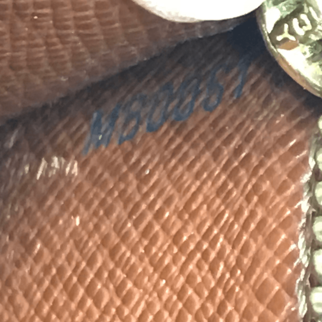 Louis Vuitton Monogram Sarah Wallet