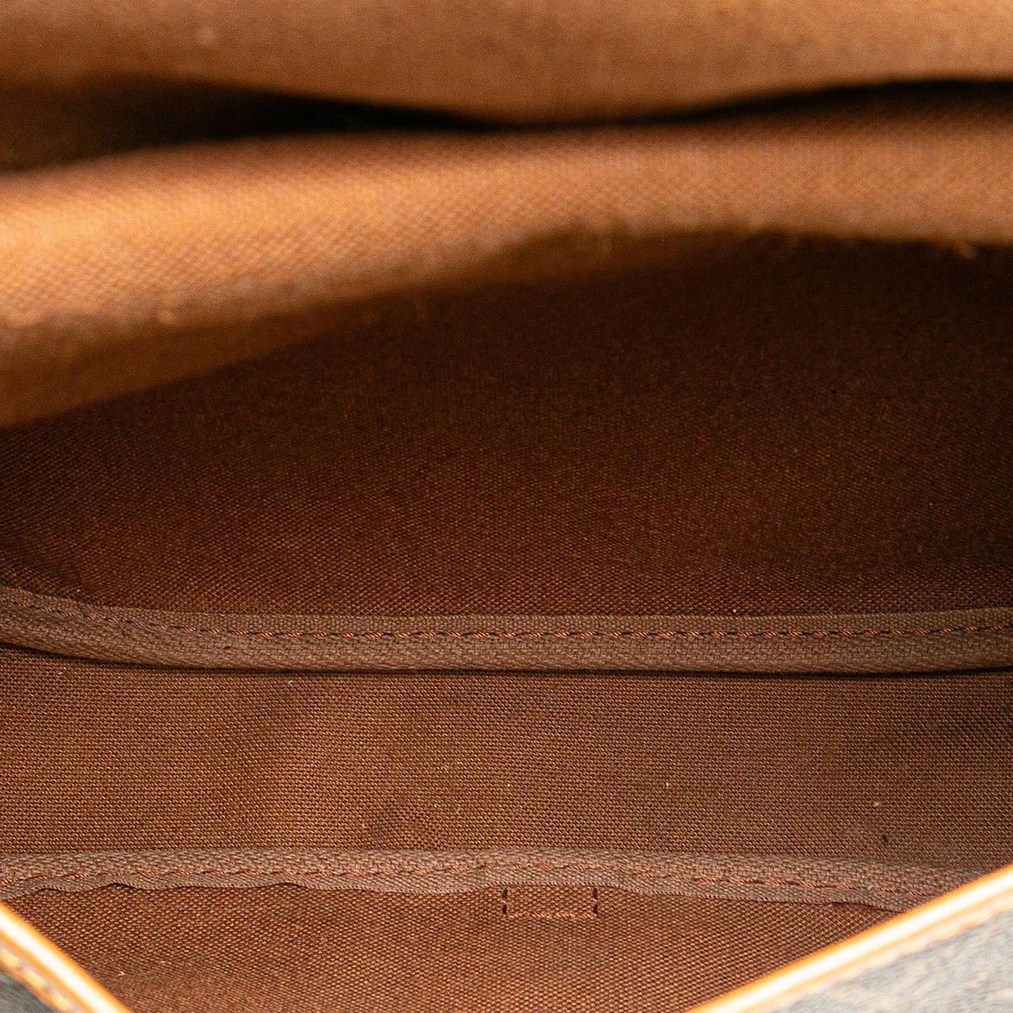 Louis Vuitton Monogram Saumur 30
