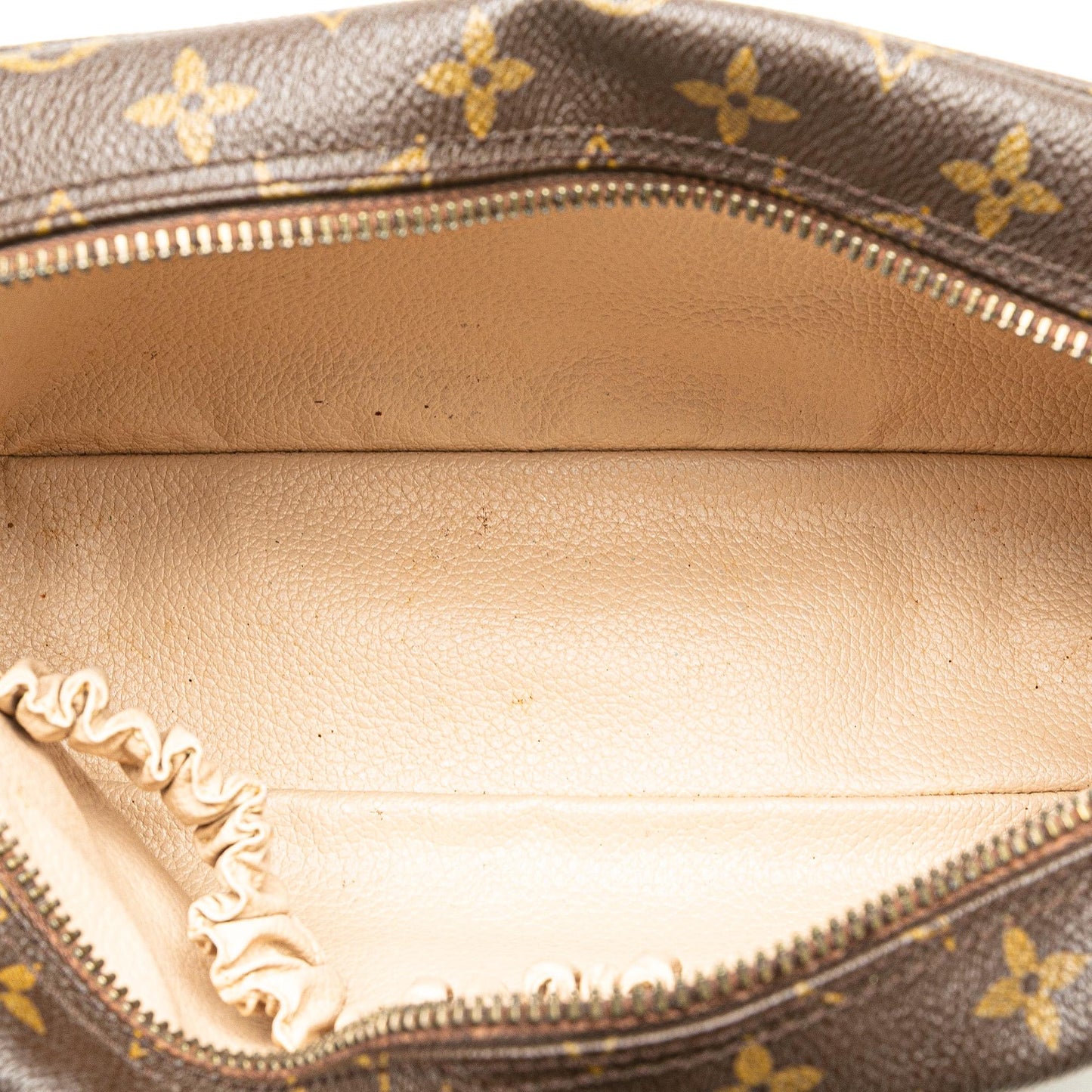 Louis Vuitton Monogram Trousse Toilette 28