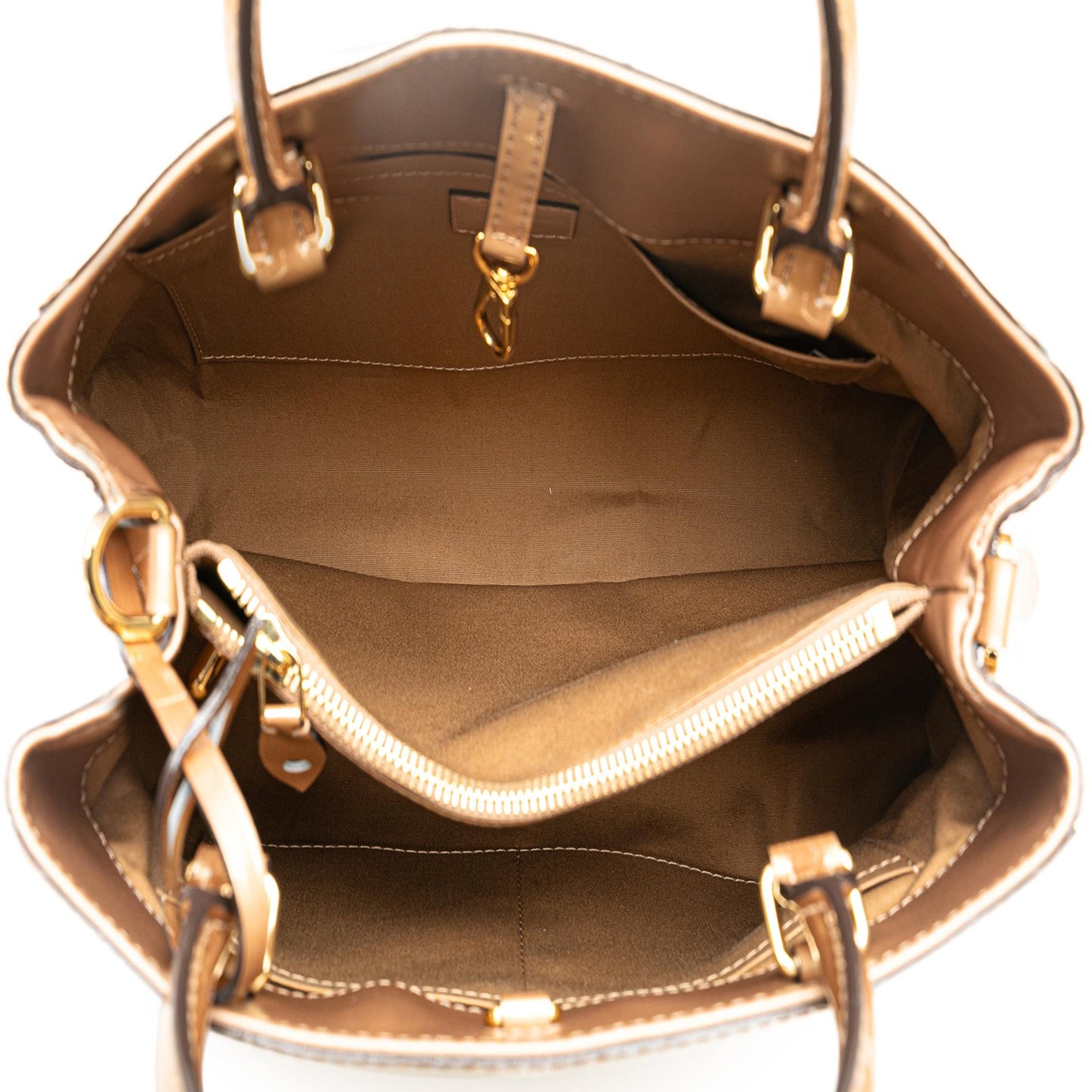 Louis Vuitton Monogram Vernis Montaigne MM