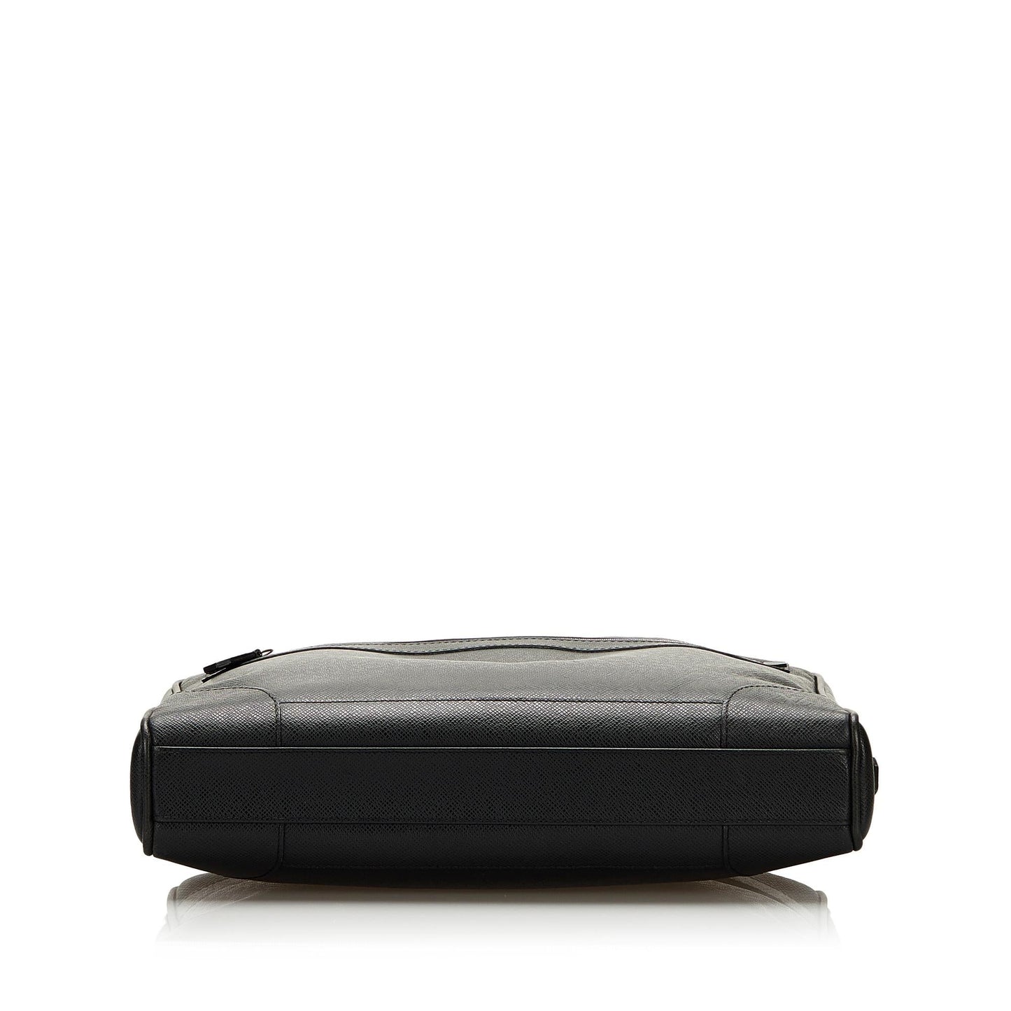 Louis Vuitton Taiga Igor Briefcase (SHG-35204)