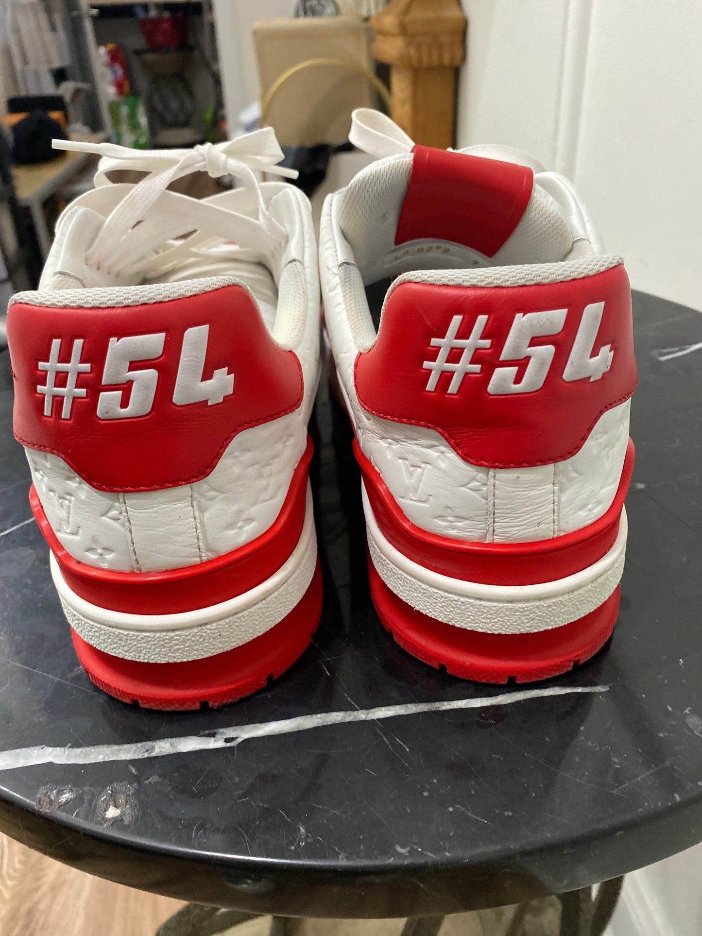 LOUIS VUITTON LV TRAINER SNEAKERS