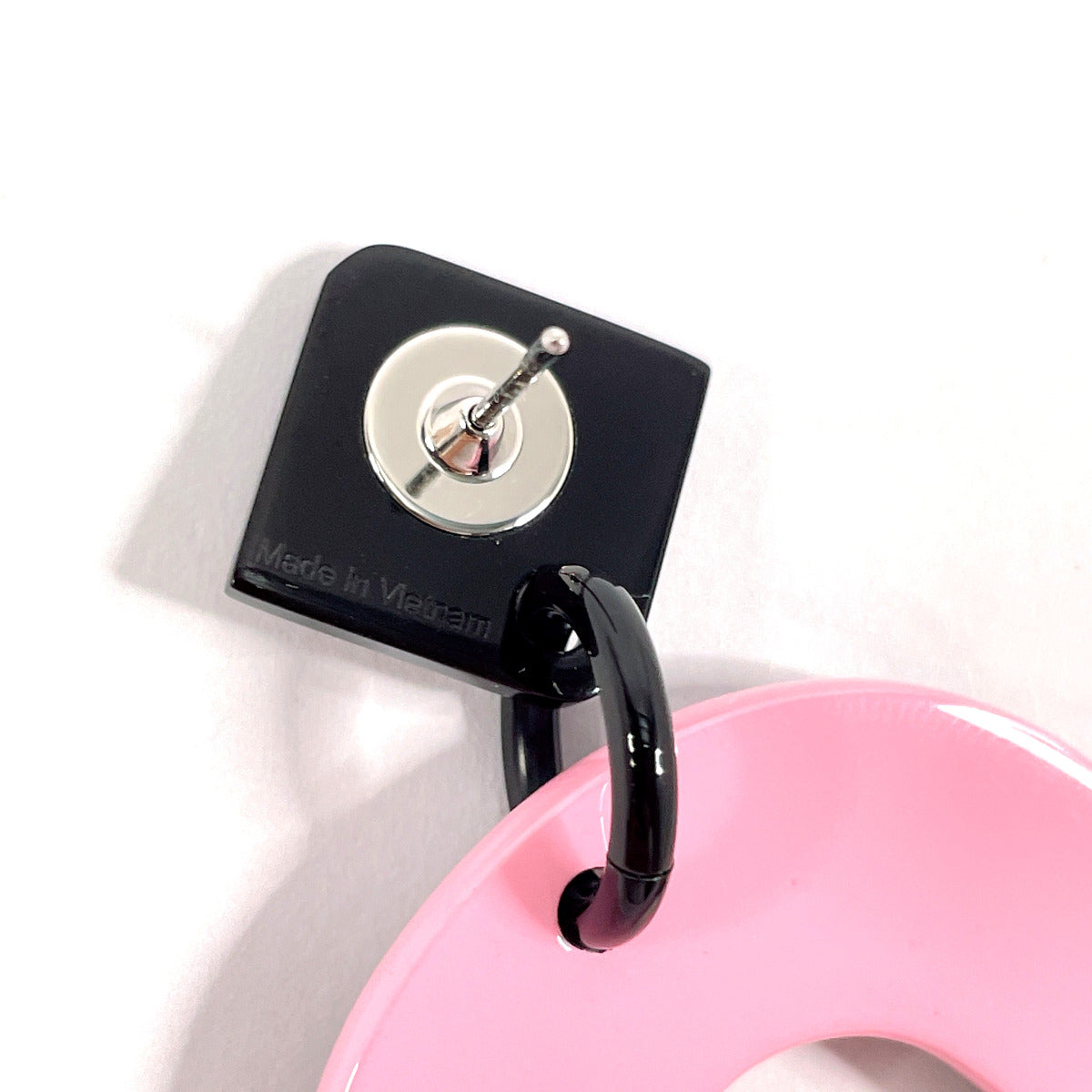 HERMES Pierce H124895FL02 Buffalo Horn, Lacquer pink Ism Pop Line