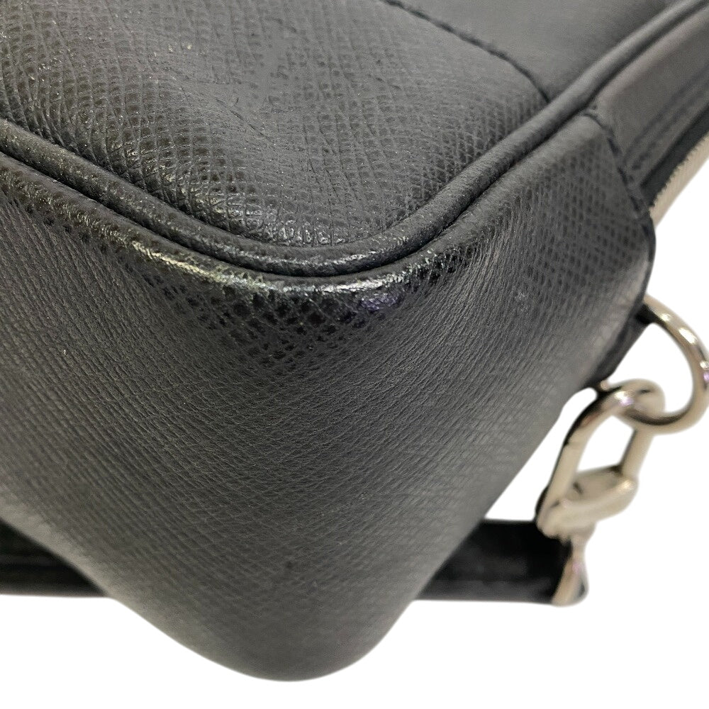 LOUIS VUITTON Clutch bag M31142 leather black Taiga Pavel