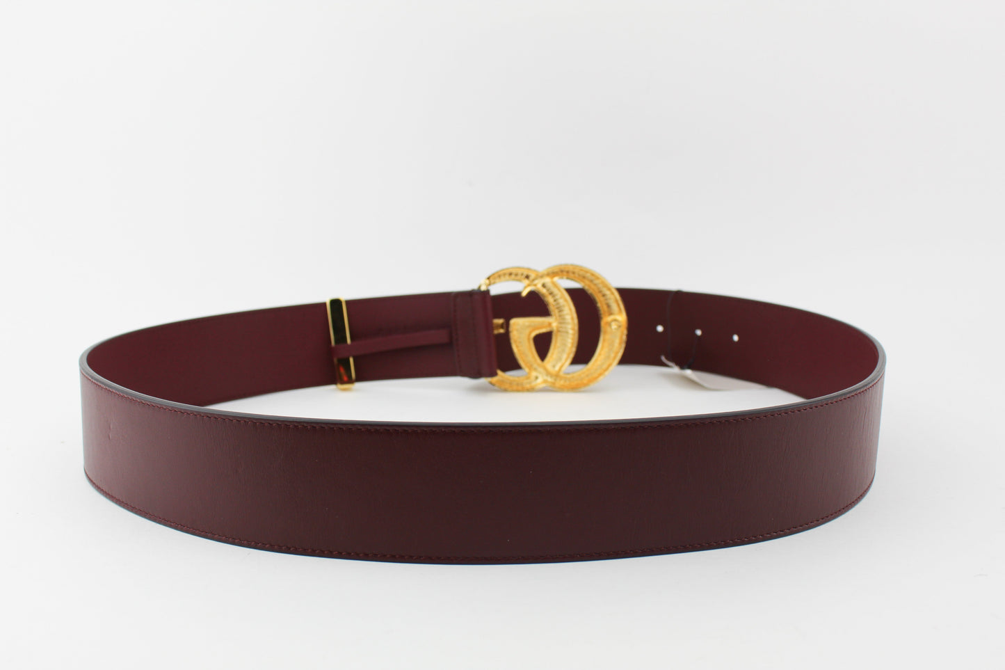 GUCCI GG SNAKESKIN EFFECT LOGO WIDE LEATHER BELT IN BURGUNDY