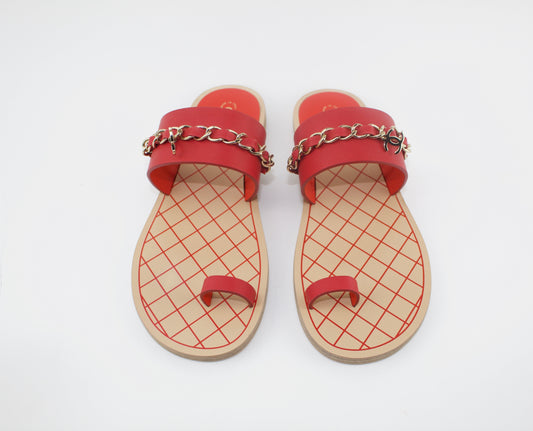 CHANEL FLAT TOE RING THONG W/ CHAIN EMBELLISHMENT