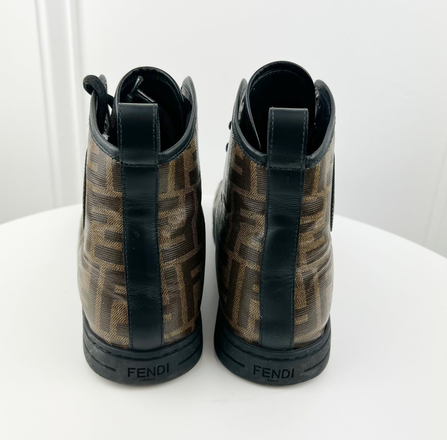 Fendi sneaker High Top Zucca Coated Canvas Sneakers
