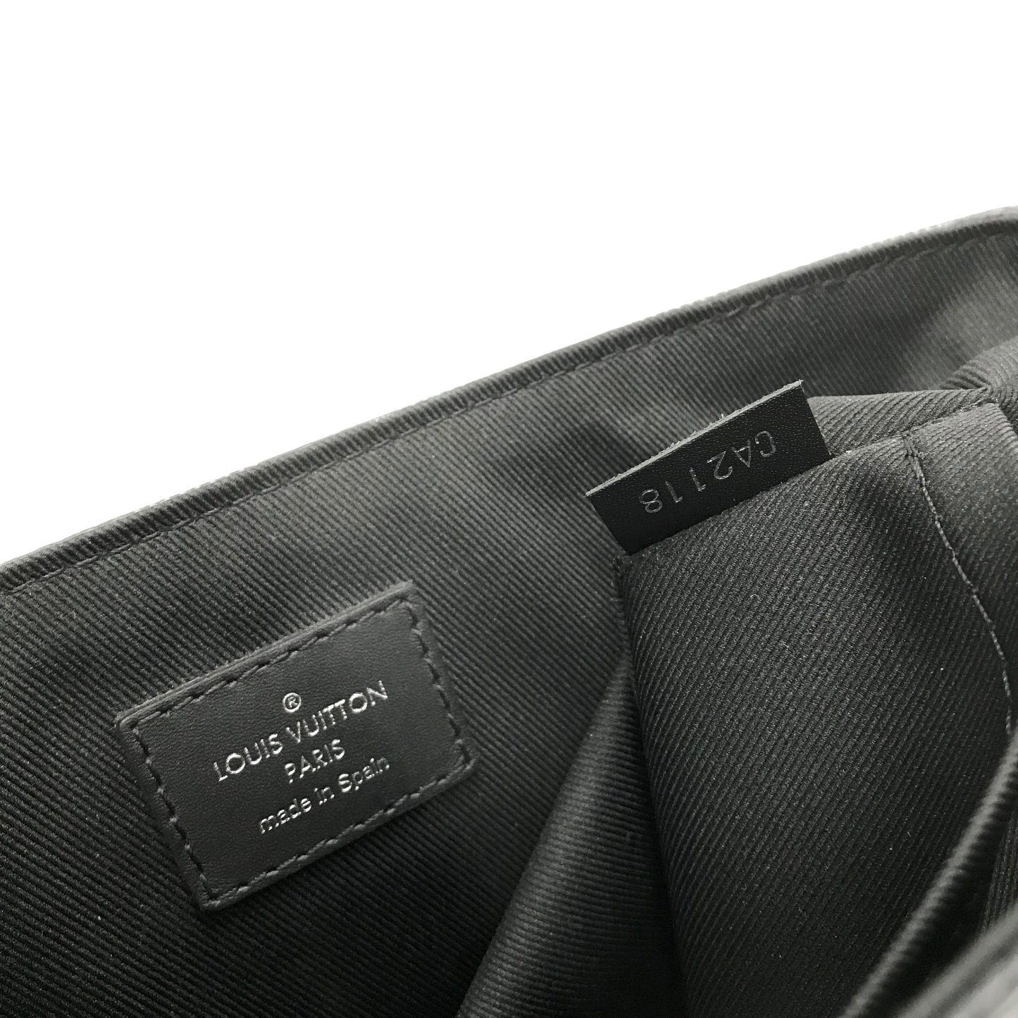 Louis Vuitton Damier Graphite District PM