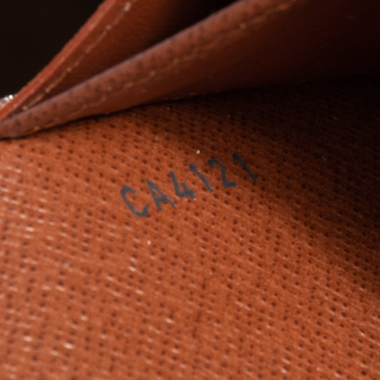 Louis Vuitton Monogram Sarah Wallet