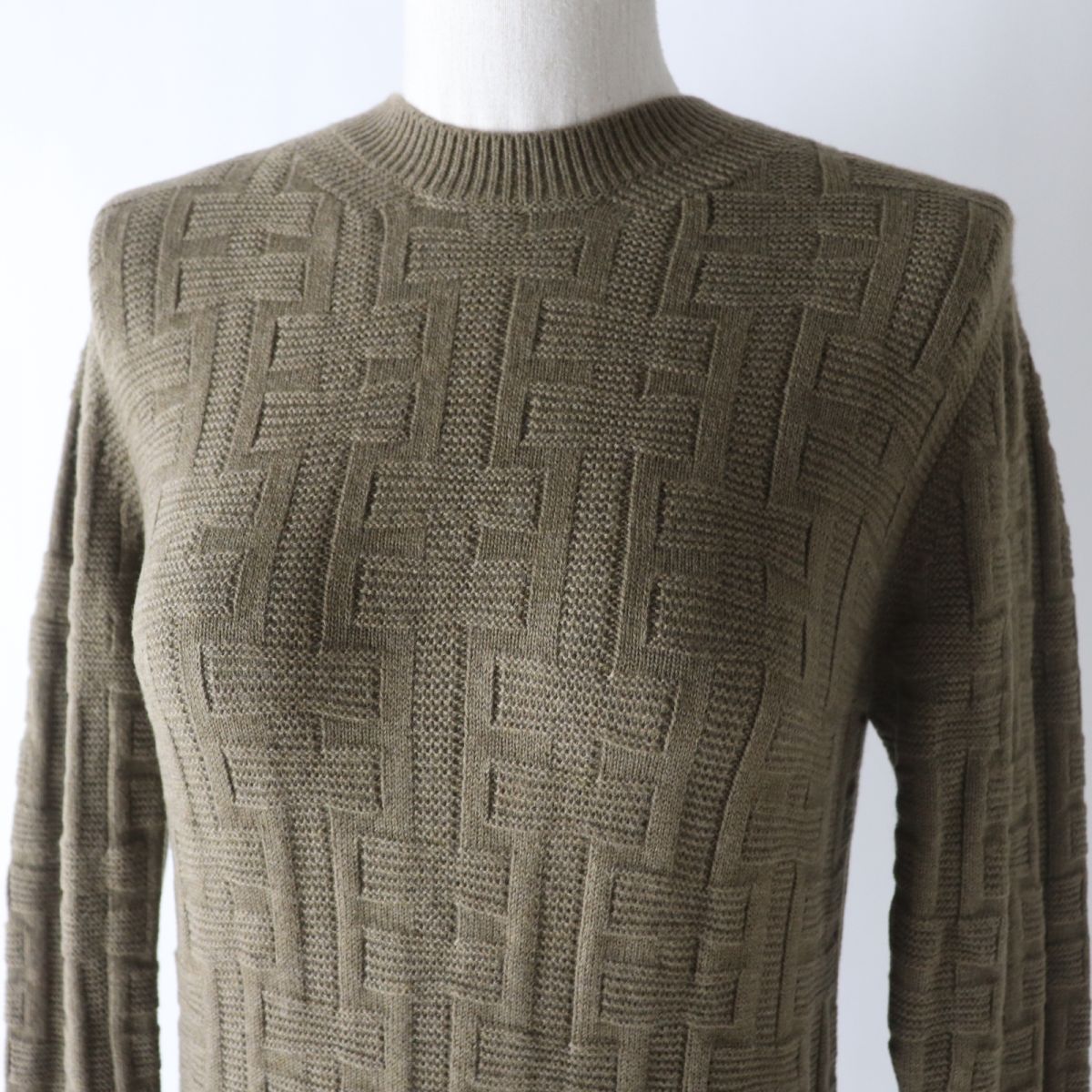 HERMES knit Main: 100% virgin wool Khaki brown type Women 36