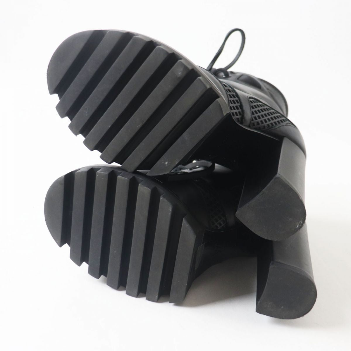 LOUIS VUITTON boots Main: Leather black Women 34