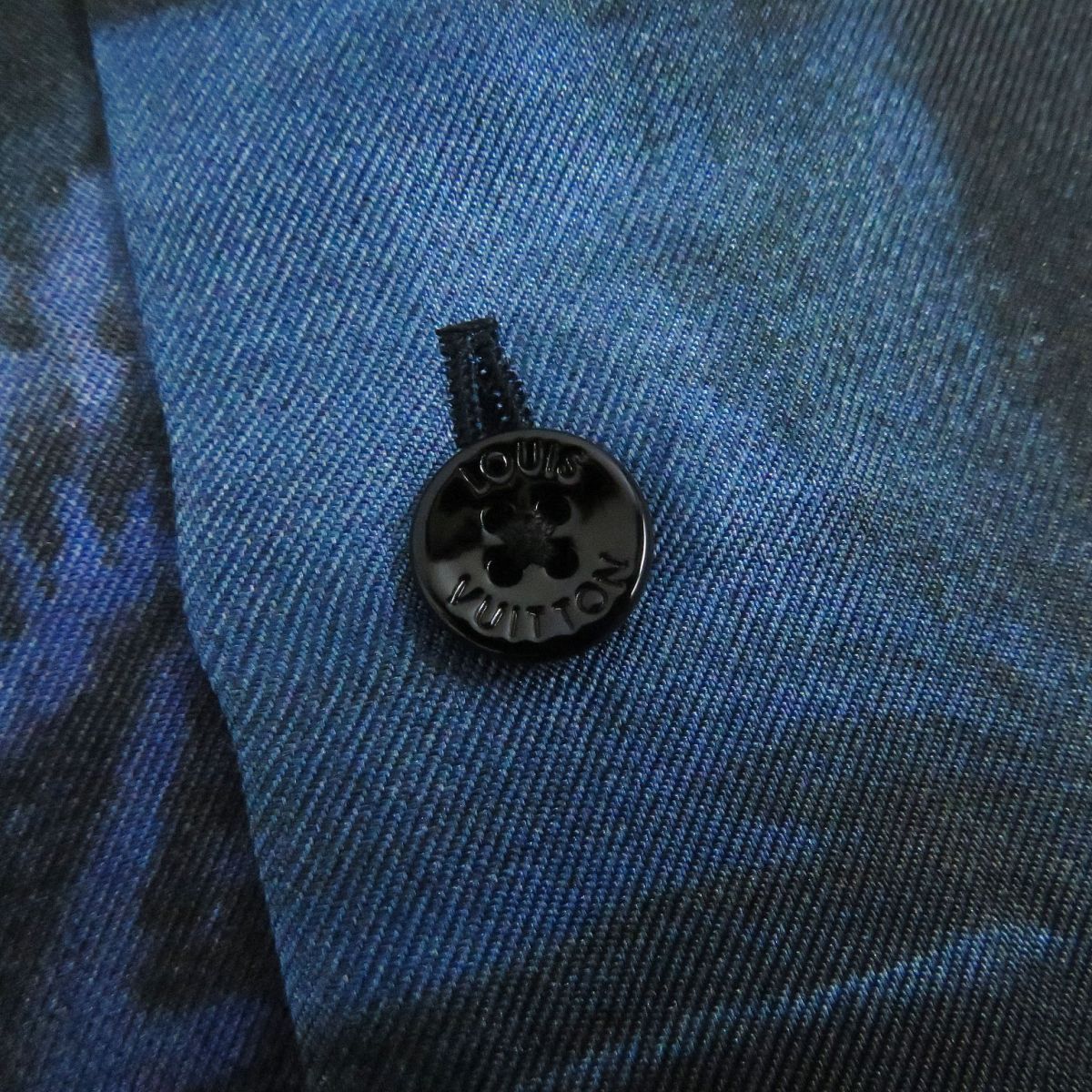 LOUIS VUITTON Long sleeve shirt Main: 100% silk Navy type mens S