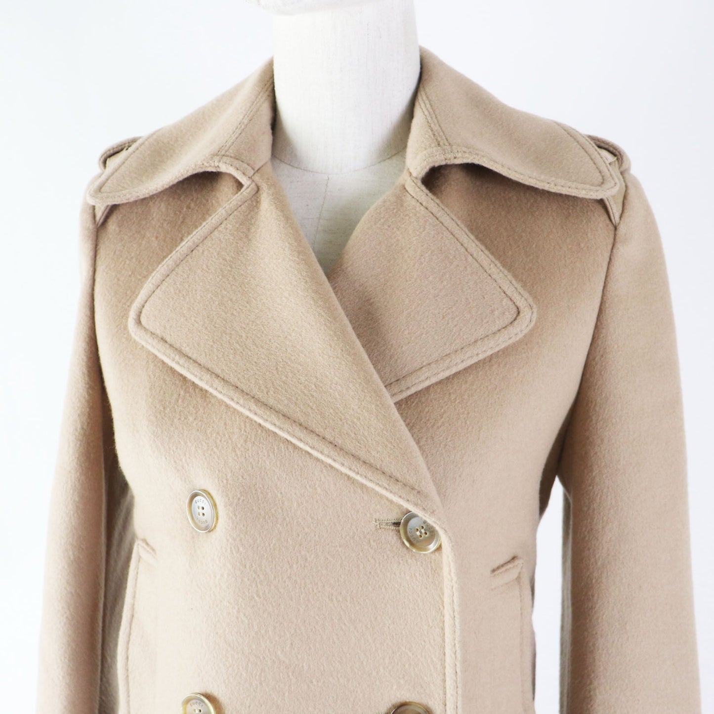 GUCCI coat 325072 Outer: 100% wool, Lining: 100% rayon beige Women 36