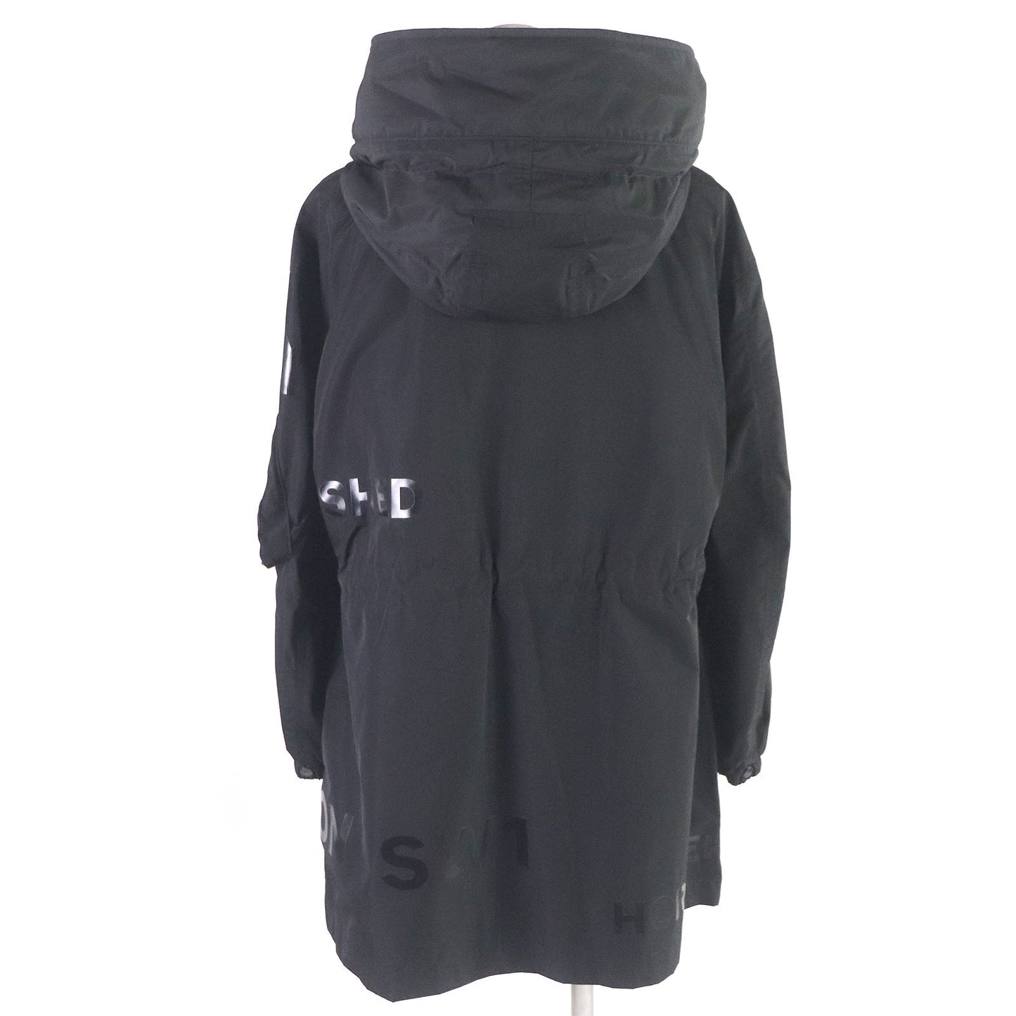 BURBERRY Blouson 8029469 Main: 100% polyester, Sleeve lining: 100% cupra black Women 36