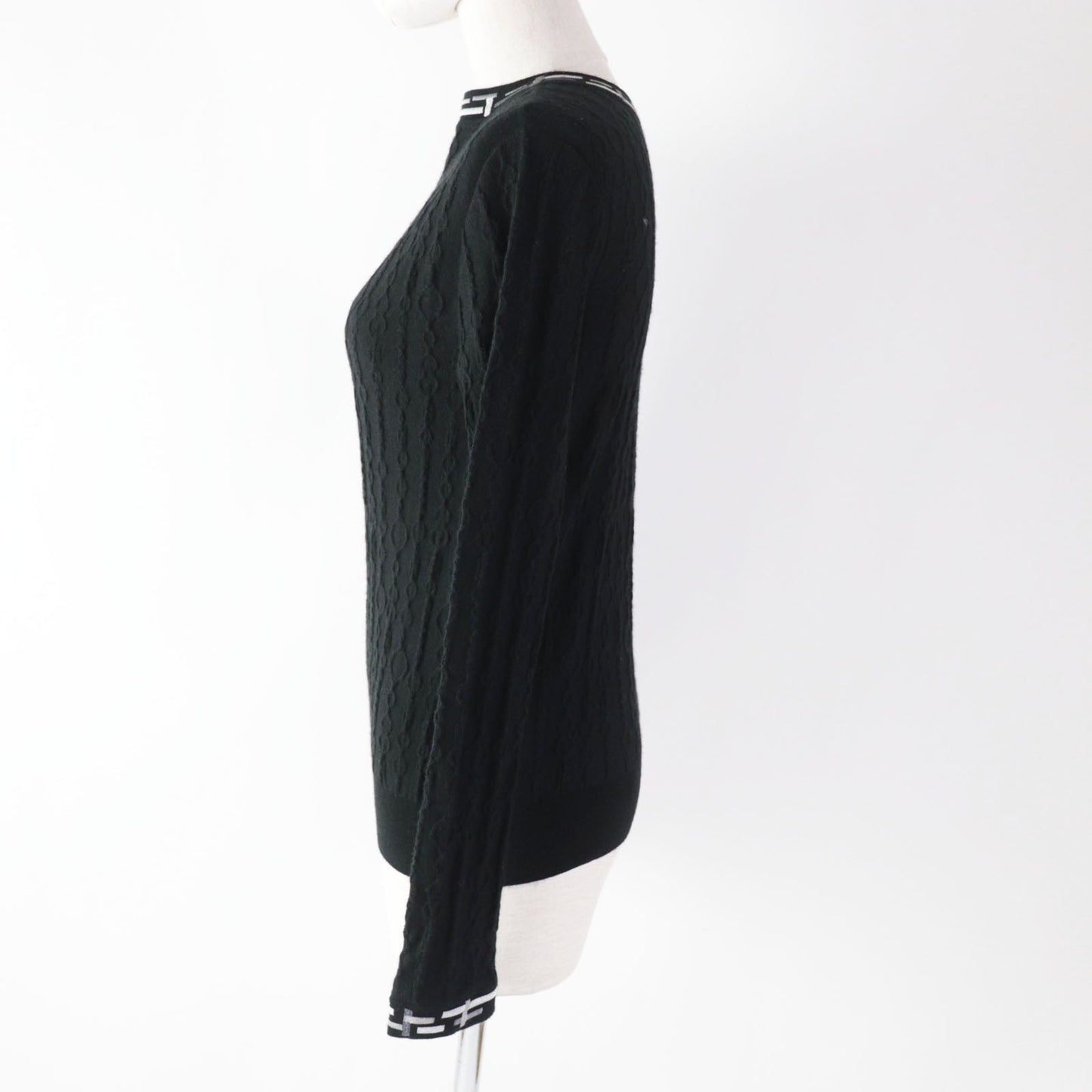 HERMES knit 3H2619DA Outer fabric: 46% cashmere, Outer fabric: 46% silk, Outer fabric: 7% nylon, Outer fabric: 2% polyurethane, Collar and cuffs: 50% silk, 42% cashmere, 6% nylon, 2% polyurethane black De Re Boucle Women 34